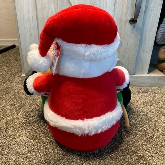 2016 Cuddle Barn Kris & The Kringles 12" Santa with Elf Helpers Animated Musical - Picture 6 of 7
